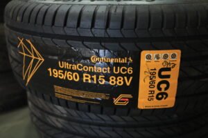 1U0A3712